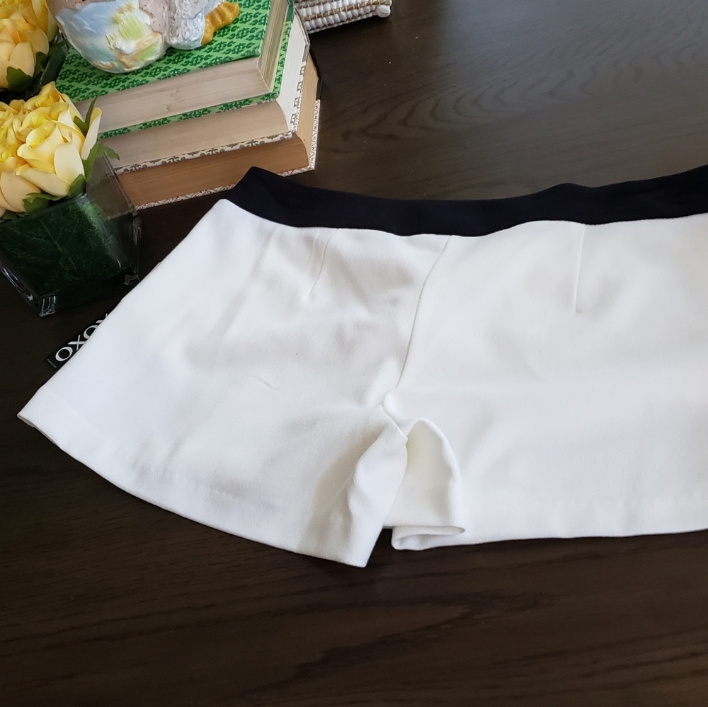 🛍XoXo  Shorts - Picture 3 of 6
